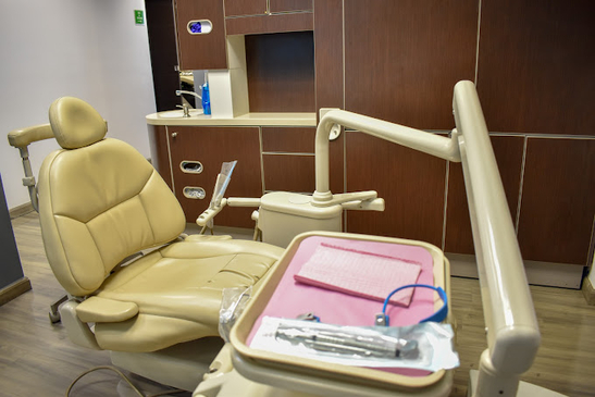 Slider image (4) I Love My Dentist Dental Clinic